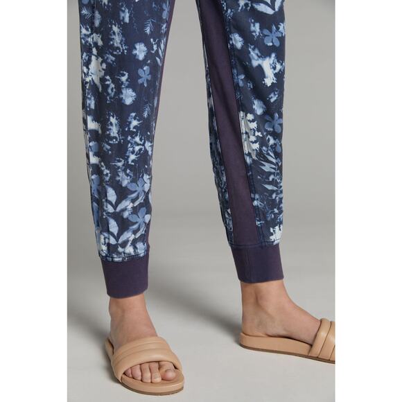 NEW Anthropologie The Nomad Blue and White Joggers - XS - Picture 4 of 10
